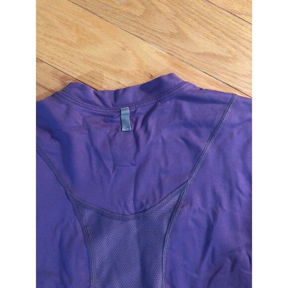 Nike Womens FitDry Small 4-6 Purple Workout T Shirt NWOT Poly Spandex Gym - Picture 10 of 11